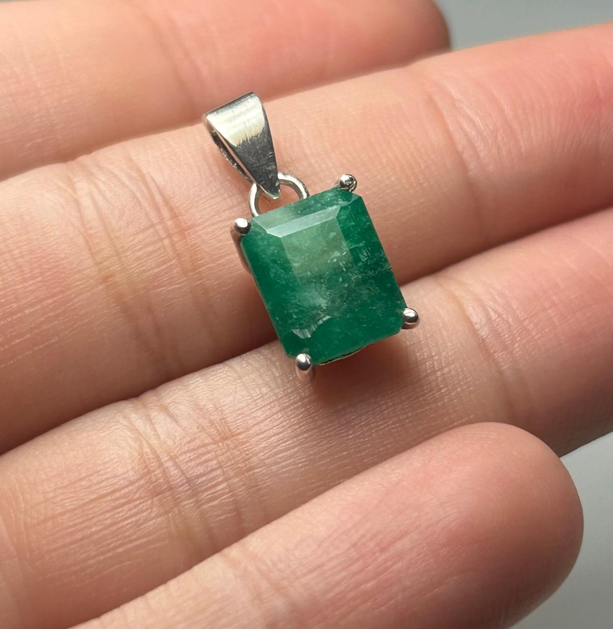 DIJE PLATA LEY 925 RECTANGULAR EN UÑAS  COLOR Mirano
