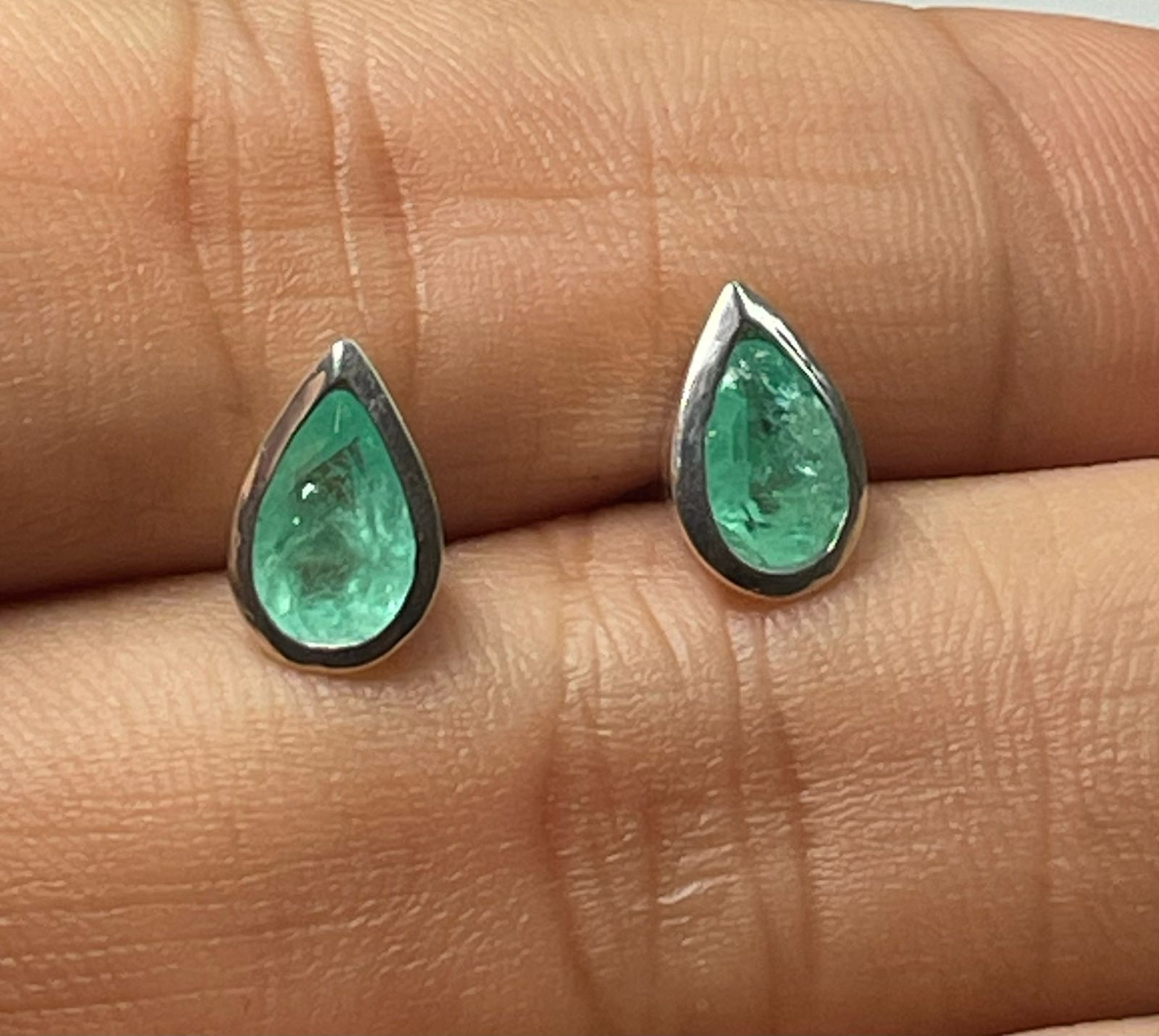 ARETES EN PLATA LEY 925 LAGRIMA BISEL Mirano