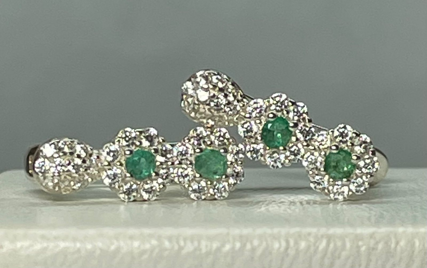 ARETES EN PLATA LEY 925 CANDONGA  OVALO Mirano