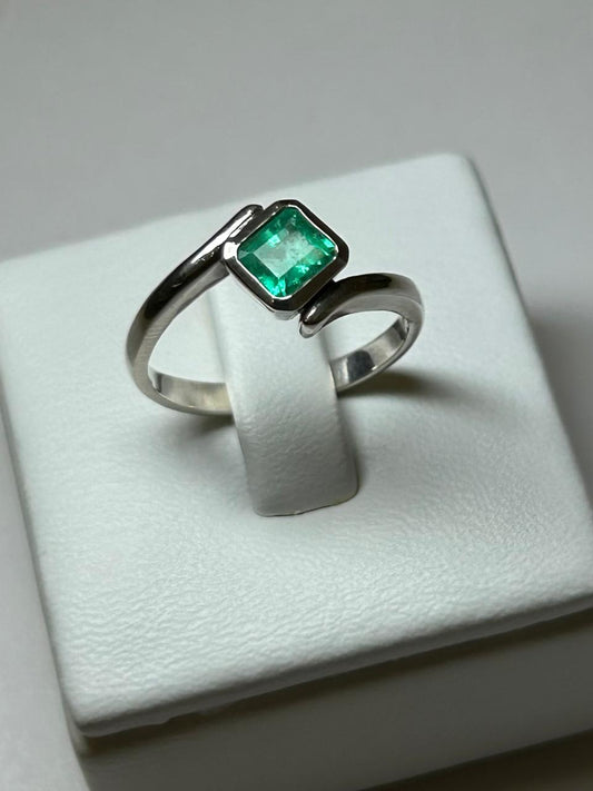 ANILLO PLATA LEY 925 DISEÑO BISEL SOLITARIO ENCONTRADO Mirano