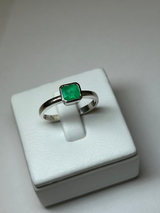 ANILLO PLATA LEY 925 DISEÑO BISEL SOLITARIO Mirano