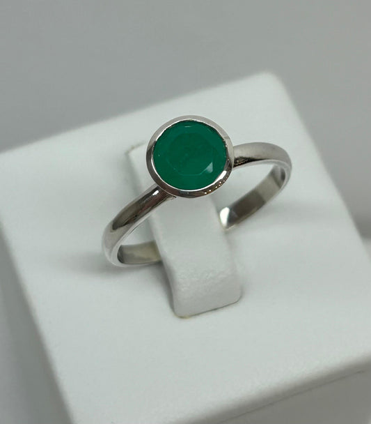 ANILLO EN PLATA LEY 925 DISEÑO AL BISEL SOLITARIO Mirano