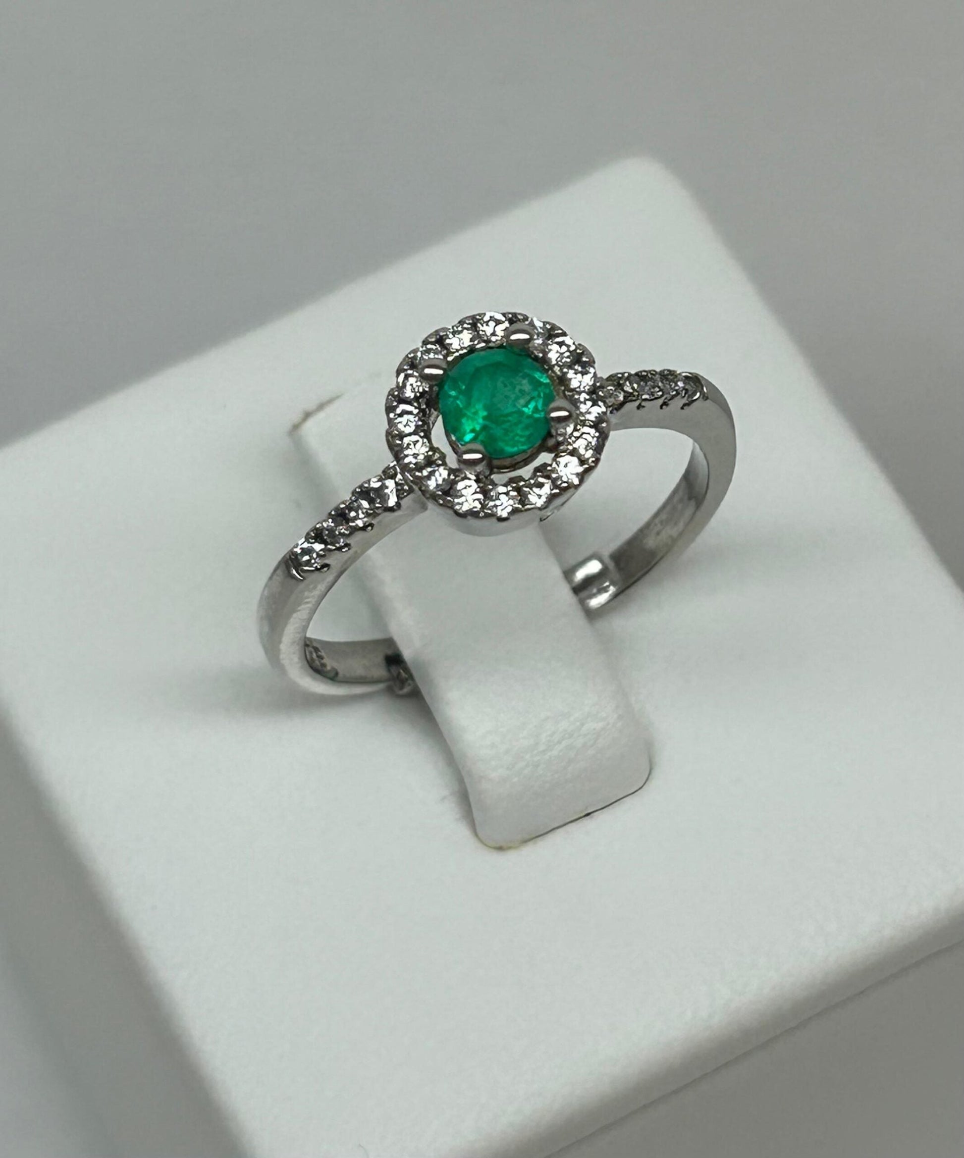 ANILLO PLATA LEY 925 DISEÑO MARQUESA DELGADA Mirano