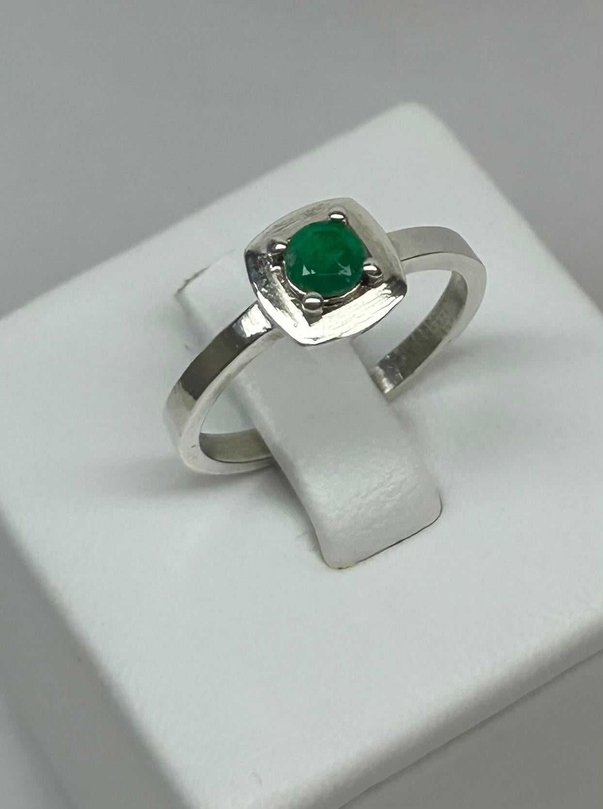 ANILLO EN PLATA LEY 950 DISEÑO  PLANO Mirano