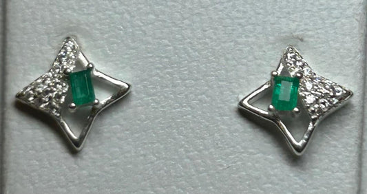 ARETES EN PLATA LEY 925  ESTRELLA Mirano