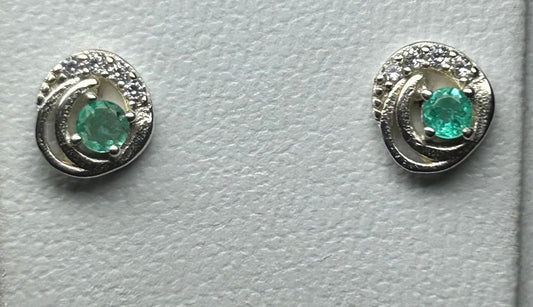 ARETES EN PLATA LEY 925 DISEÑO ENTORCHADO Mirano
