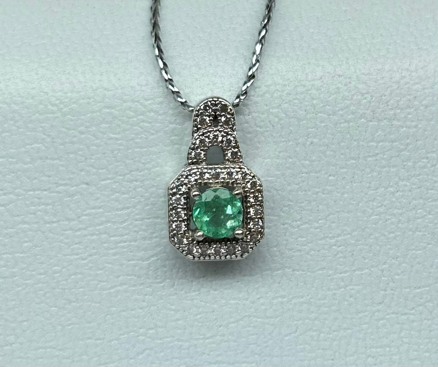 DIJE PLATA LEY 925 ARO CIRCON CUADRADO ESMERALDA CRISTAL Mirano