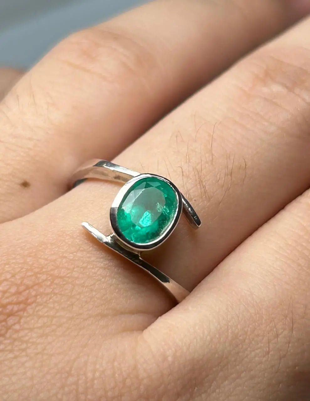 ANILLO LEY 925 DISEÑO CRUZADO SOLITARIO Mirano