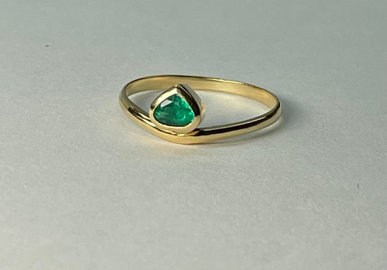 ANILLO ORO 18 KTE CORAZON BISEL