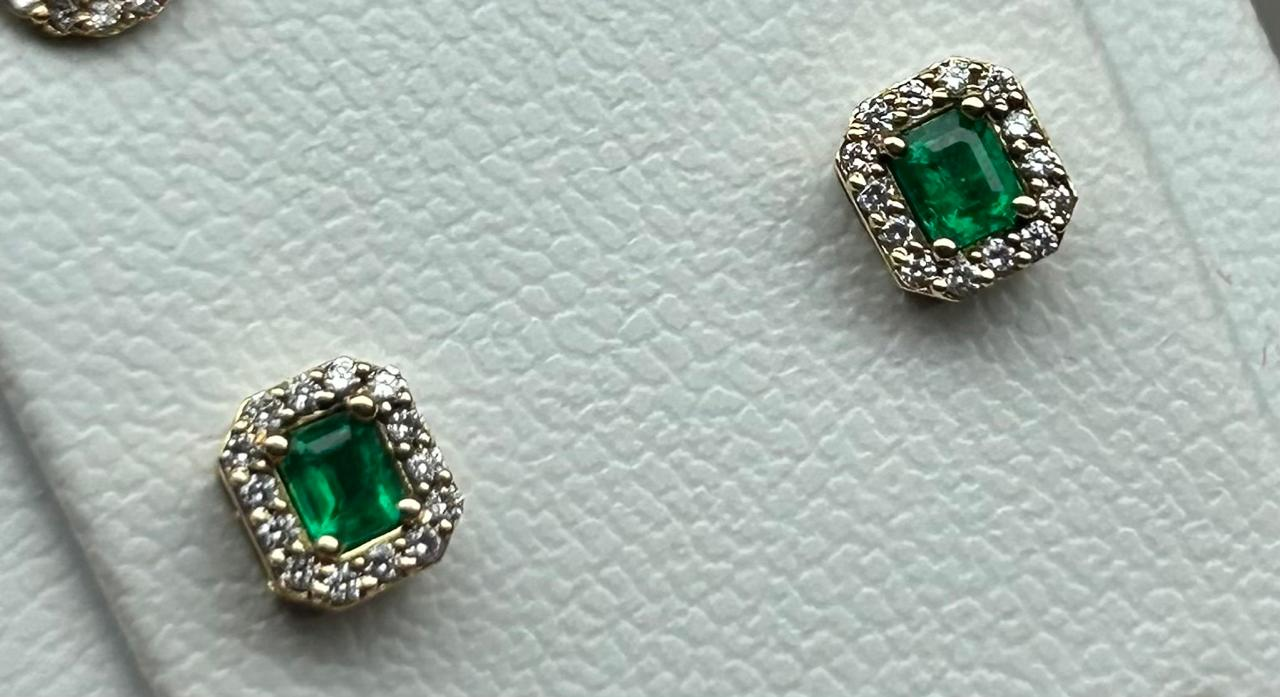 ARETES ORO 18 KTE DISEÑO CLOSTER CON DIAMANTES Mirano