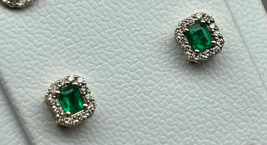 ARETES ORO 18 KTE DISEÑO CLOSTER CON DIAMANTES Mirano